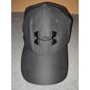Under Armour Fitted Hat Black L XL UA Classic Fit Blitzing Embroidered Sharp